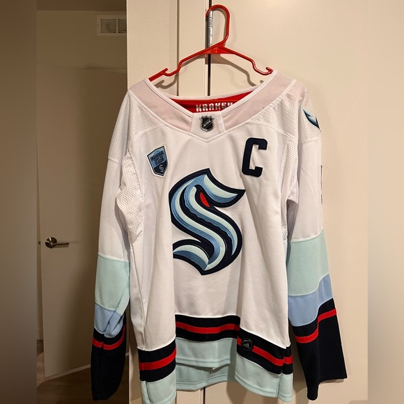 Seattle Kracken jersey inaugural - Picture 1 of 3
